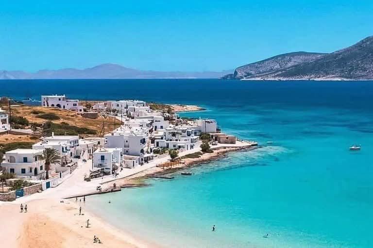 Spiaggia di sabbia a Koufonissi, nelle Piccole Cicladi