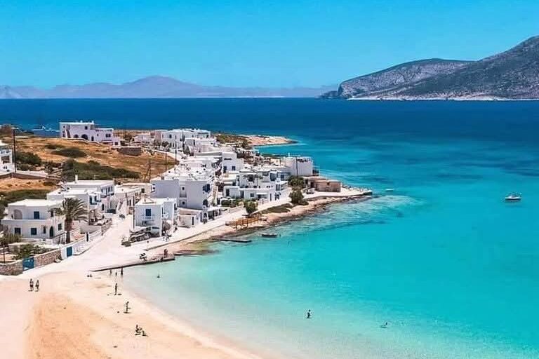Spiaggia di sabbia a Koufonissi, nelle Piccole Cicladi