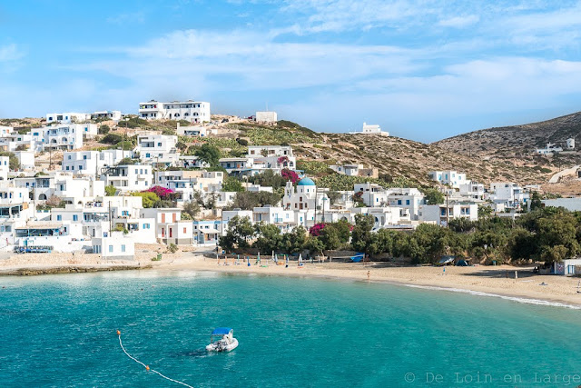 Stavros a Donoussa con spiaggia e case bianche