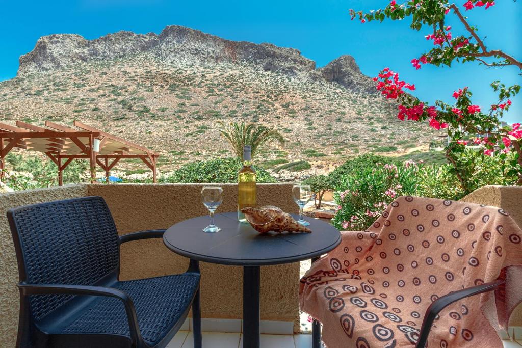 Little bay stavros terrazza