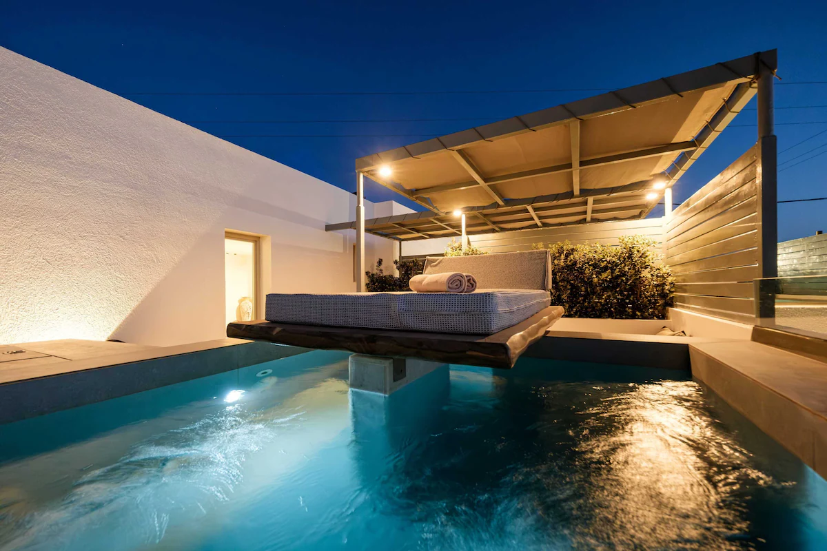 piscina parion opus Paros dove dormire