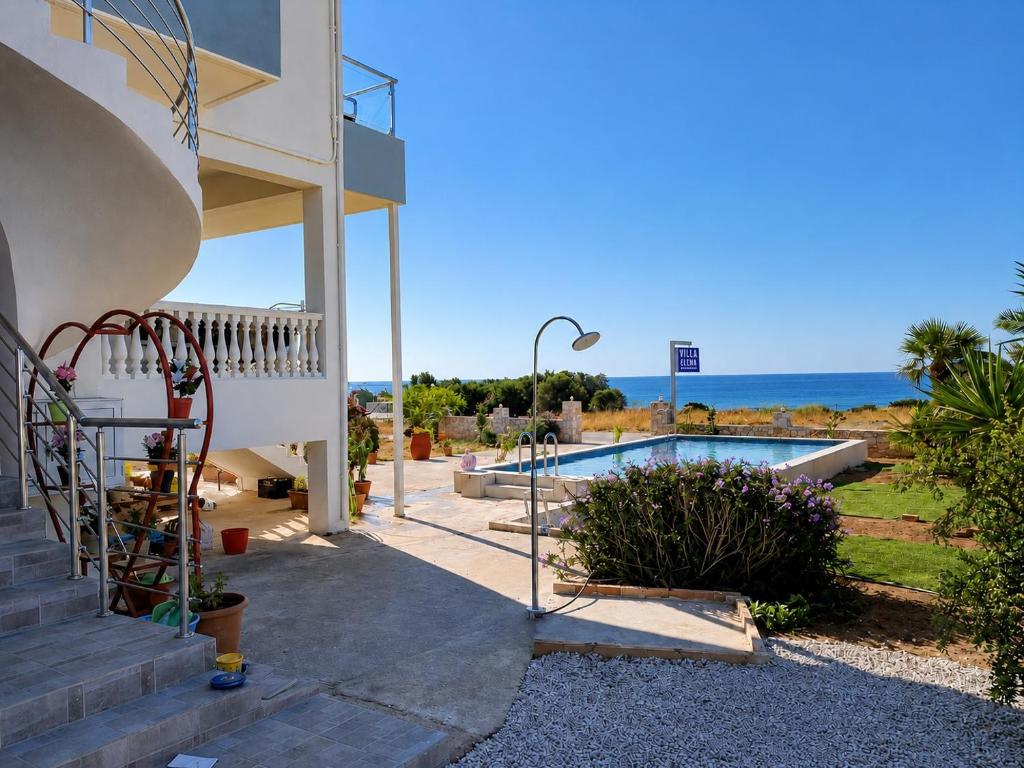 Helen Beachfront Apartments Creta sud-ovest vicino Paleochora